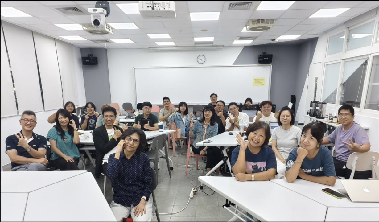 9月5日數據清理課程全體參與者合照